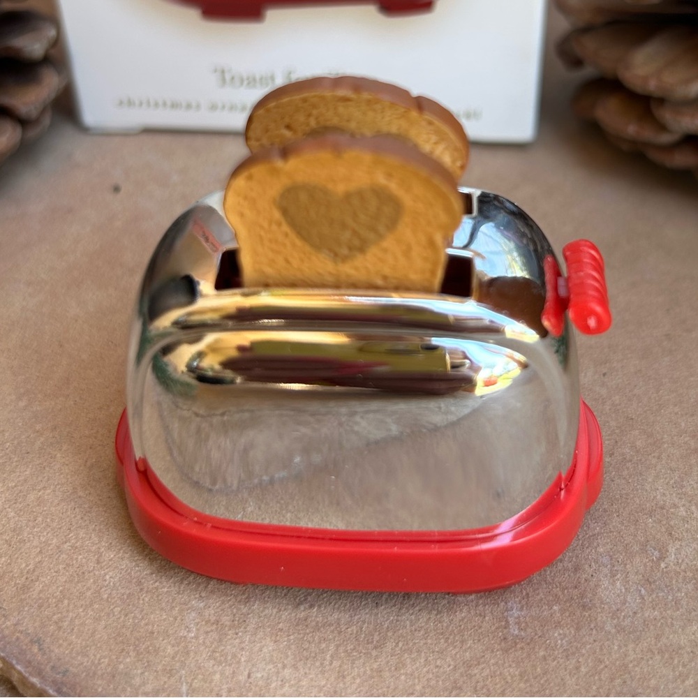 Hallmark Silver and Red Toaster 2007 Keepsake Ornament New in Box